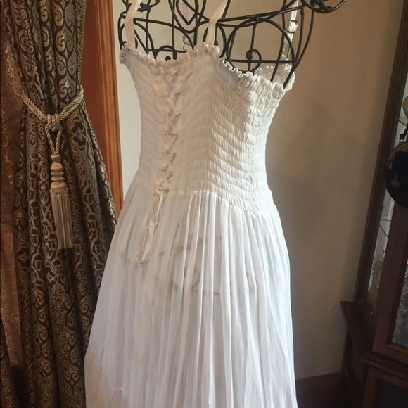 Lotus Traders long white dress - Picture 5 of 6